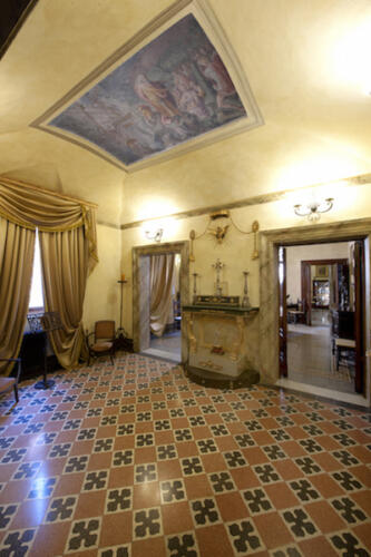 Palazzo Coli Bizzarrini, interno